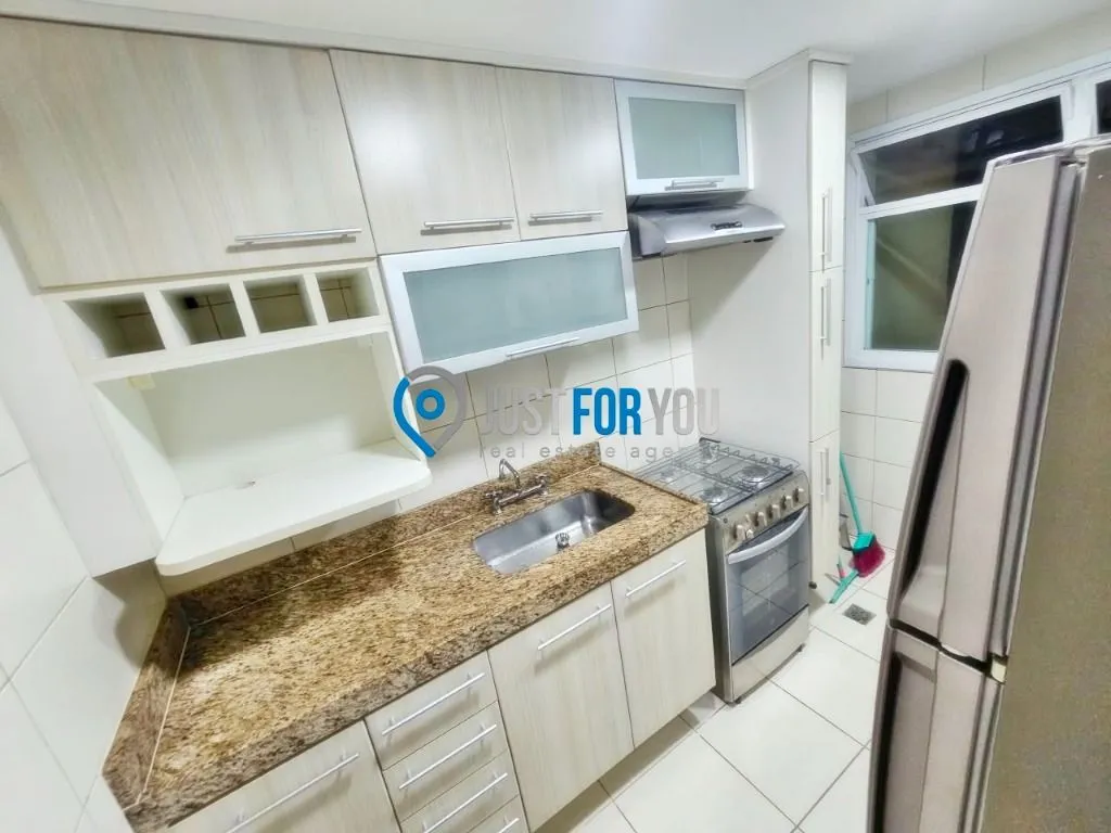 Furnished 2-bedroom apartment, 68 m², 1 parking space — photo 2