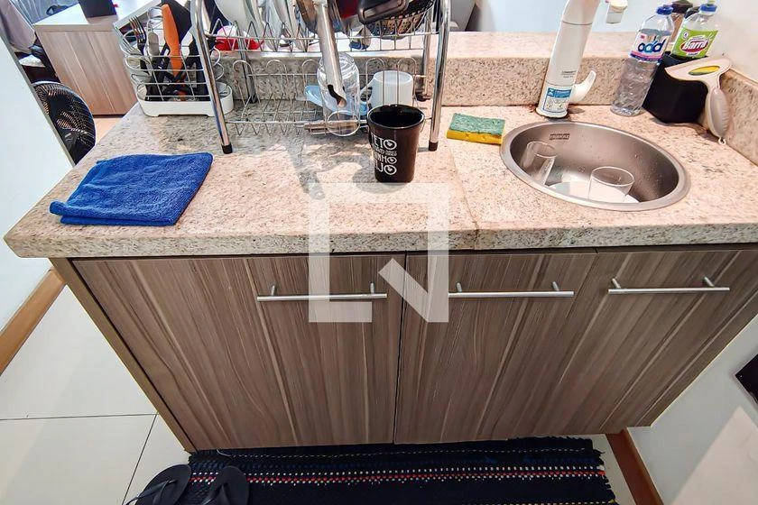 Оренда мебльованої 1-кімнатної квартири 40 м² з душем у склі — photo 8