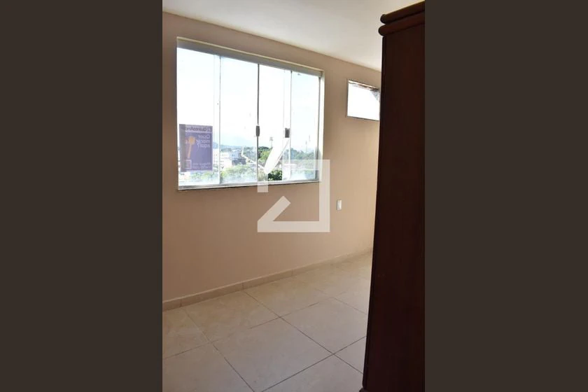 Apartment with parking and a glass-enclosed shower — photo 13