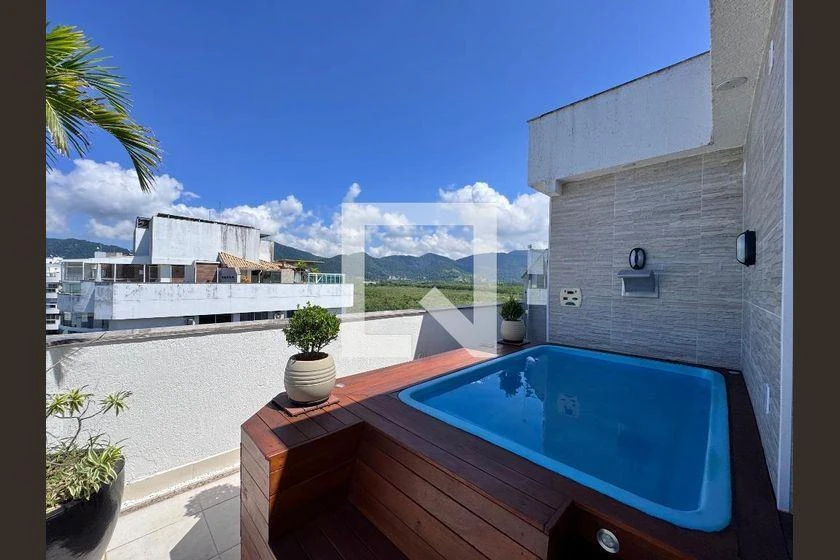 Furnished 3-bedroom apartment with 200 m² — photo 36