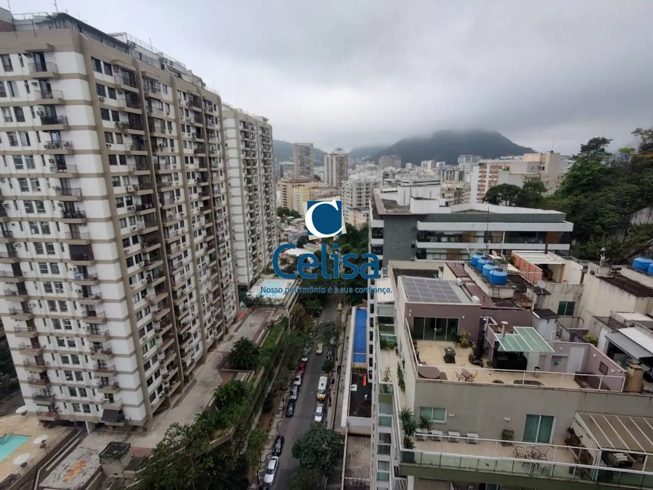 Apartment on the 14th floor with a mountain view — photo 15