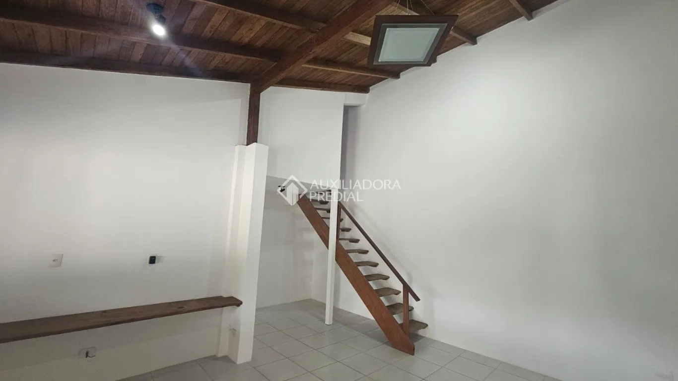 Будинок: 3 спальні, 1 з власною ванною кімнатою, 130 м² — photo 6