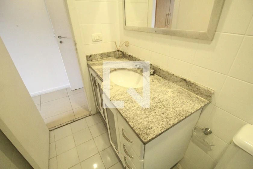3-bedroom apartment in a building with a sauna — photo 24