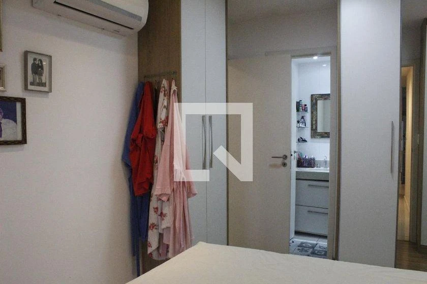 Apartamento amueblado con 2 dormitorios y 1 en suite — photo 22
