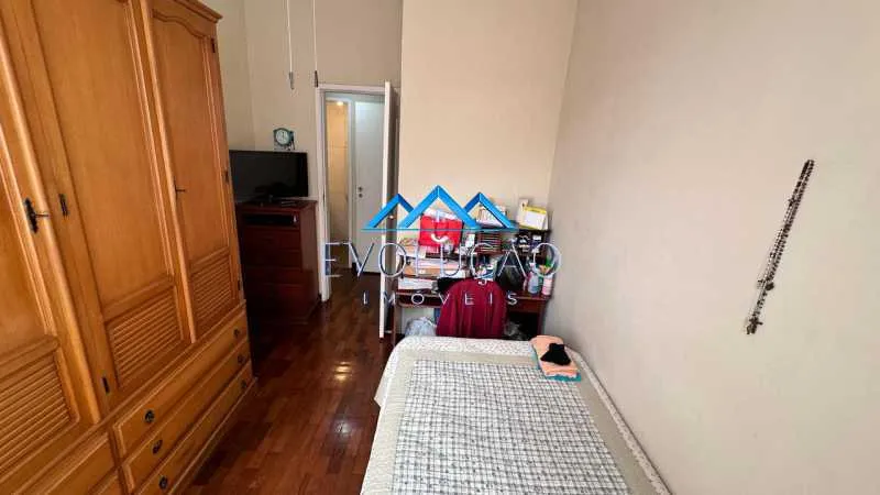 Furnished 4-bedroom apartment with 400 m² — photo 11