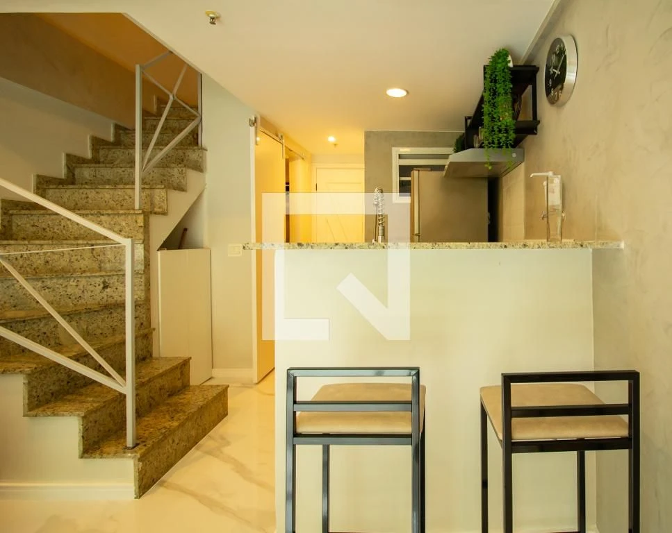Furnished 1-bedroom apartment with a balcony — photo 5