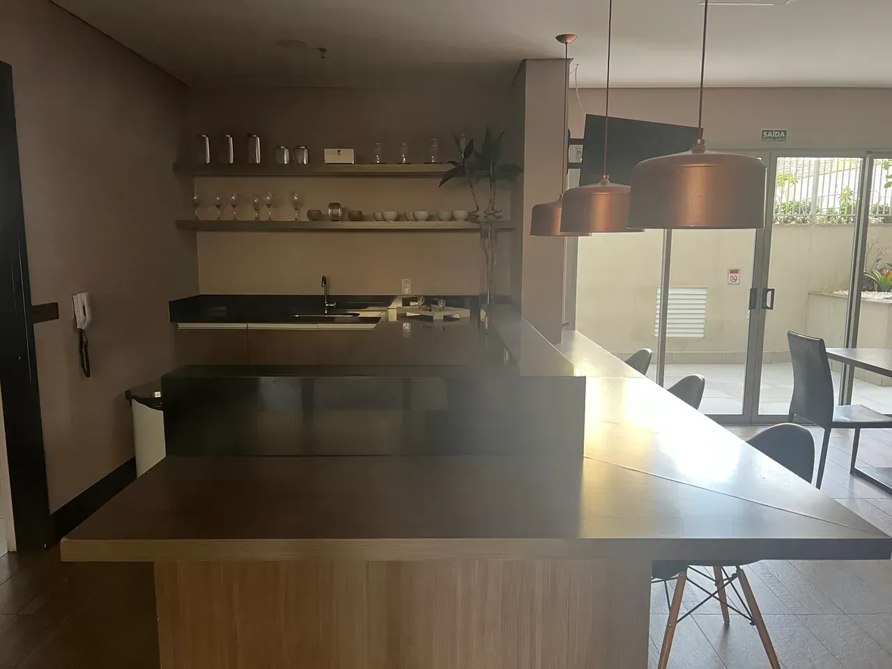 Unfurnished 2-bedroom apartment with built-in wardrobes — photo 21