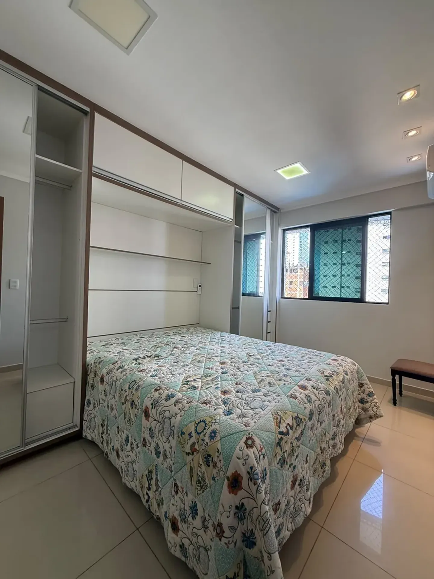 3-bedroom apartment with a home office — photo 3