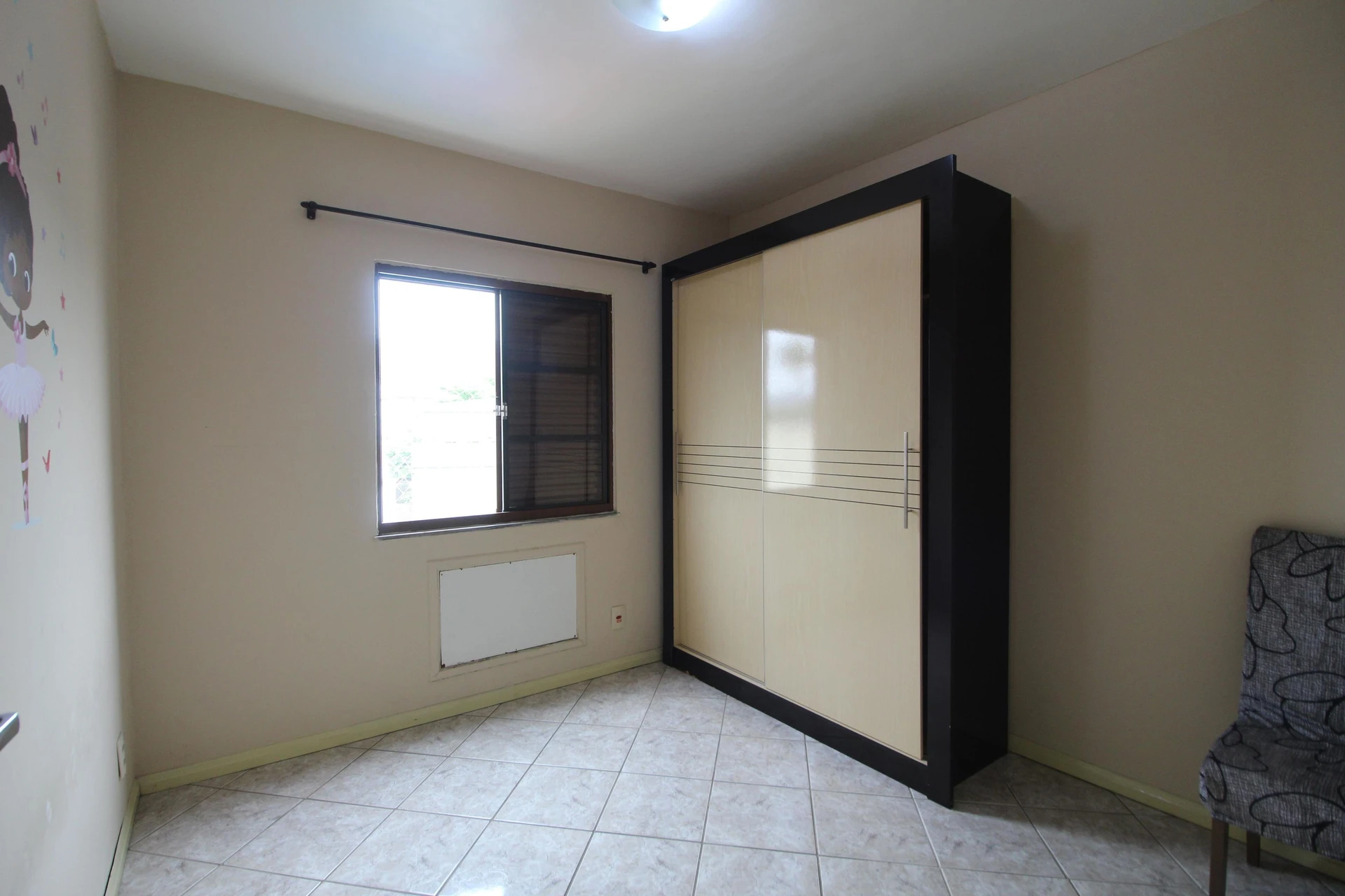 2-bedroom apartment with a mountain view in Rio de Janeiro — photo 17
