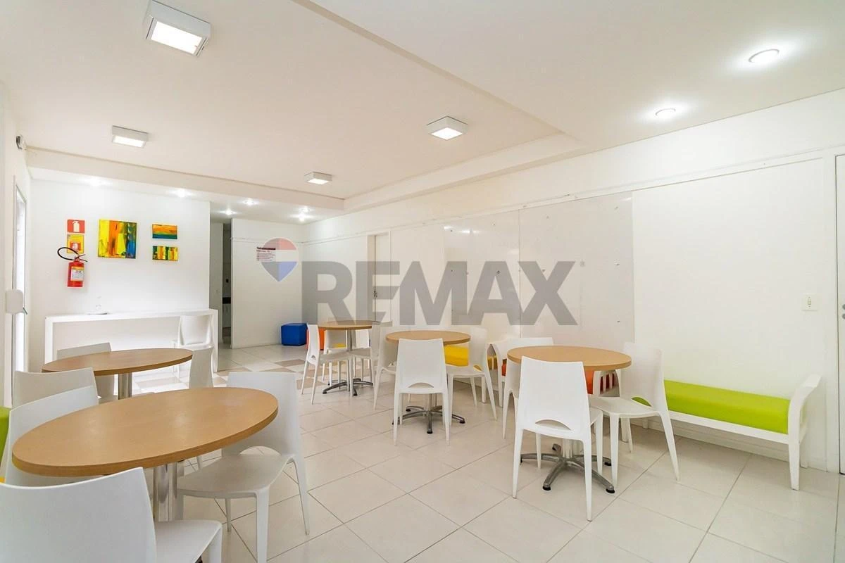 Apartment in a building with a gym — photo 45