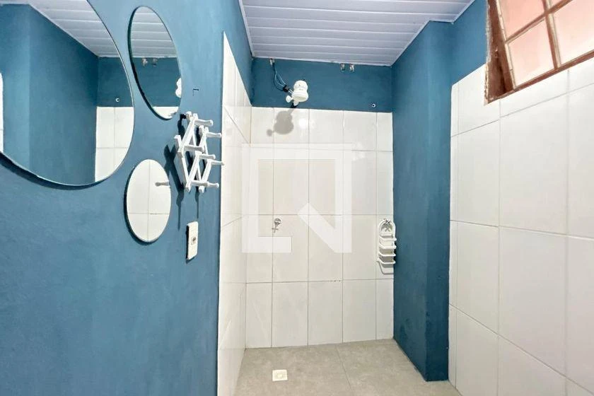 Balcony with a grill in a 3-bedroom house, 100 m² — photo 38