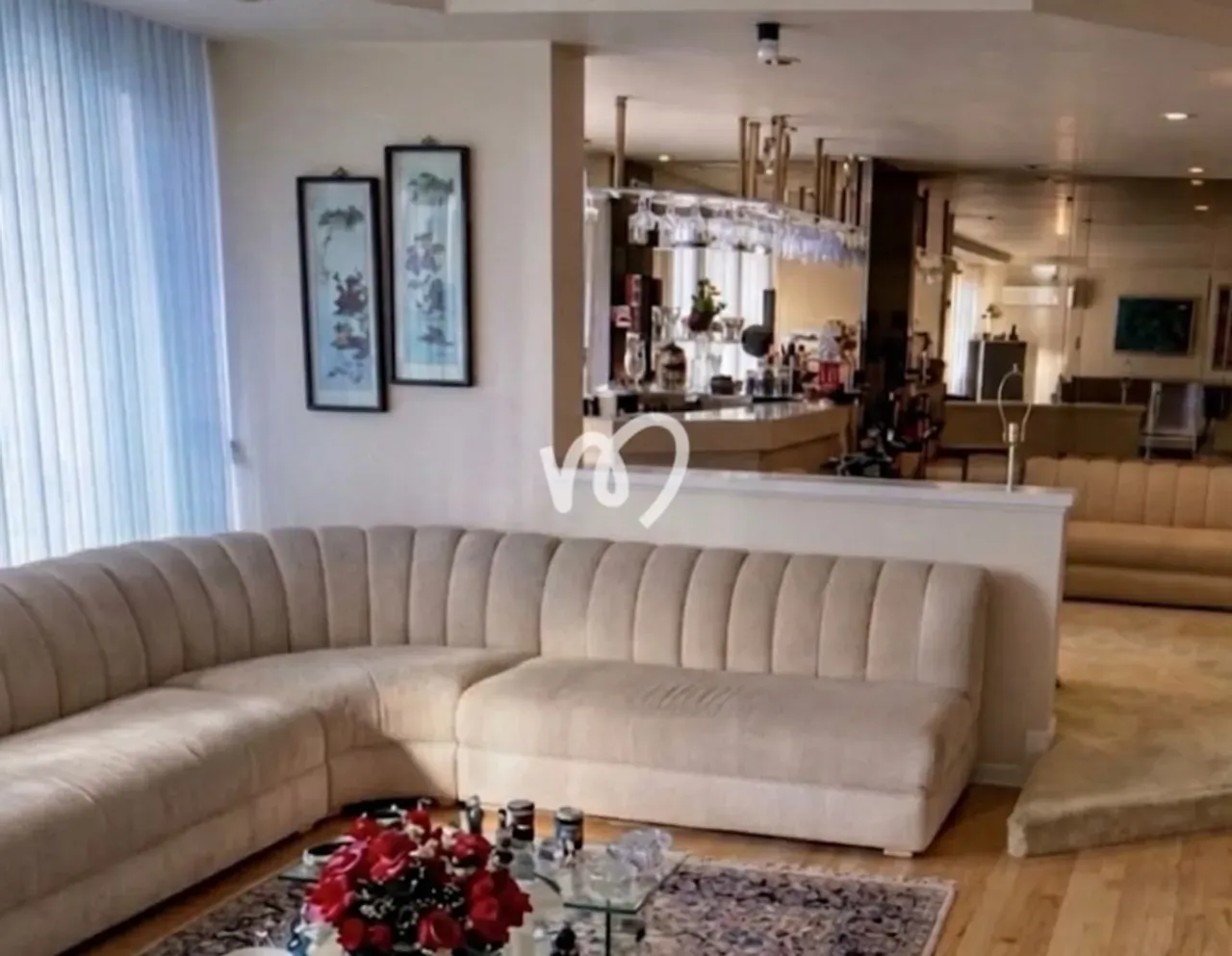 4-bedroom apartment with a washing machine — photo 11