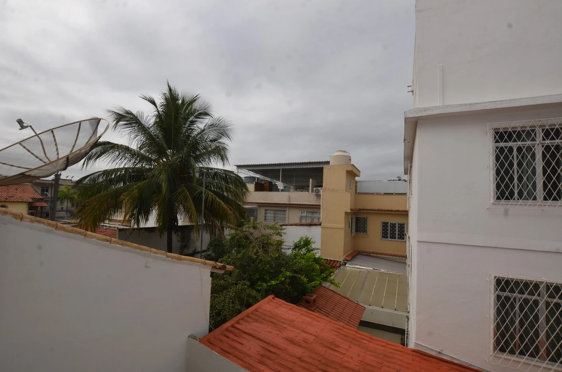 2-bedroom apartment with a mountain view in Rio de Janeiro — photo 60