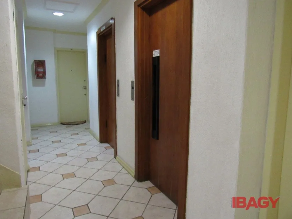 Apartamento sin estacionamiento, cocina cerrada y 75 m² — photo 21