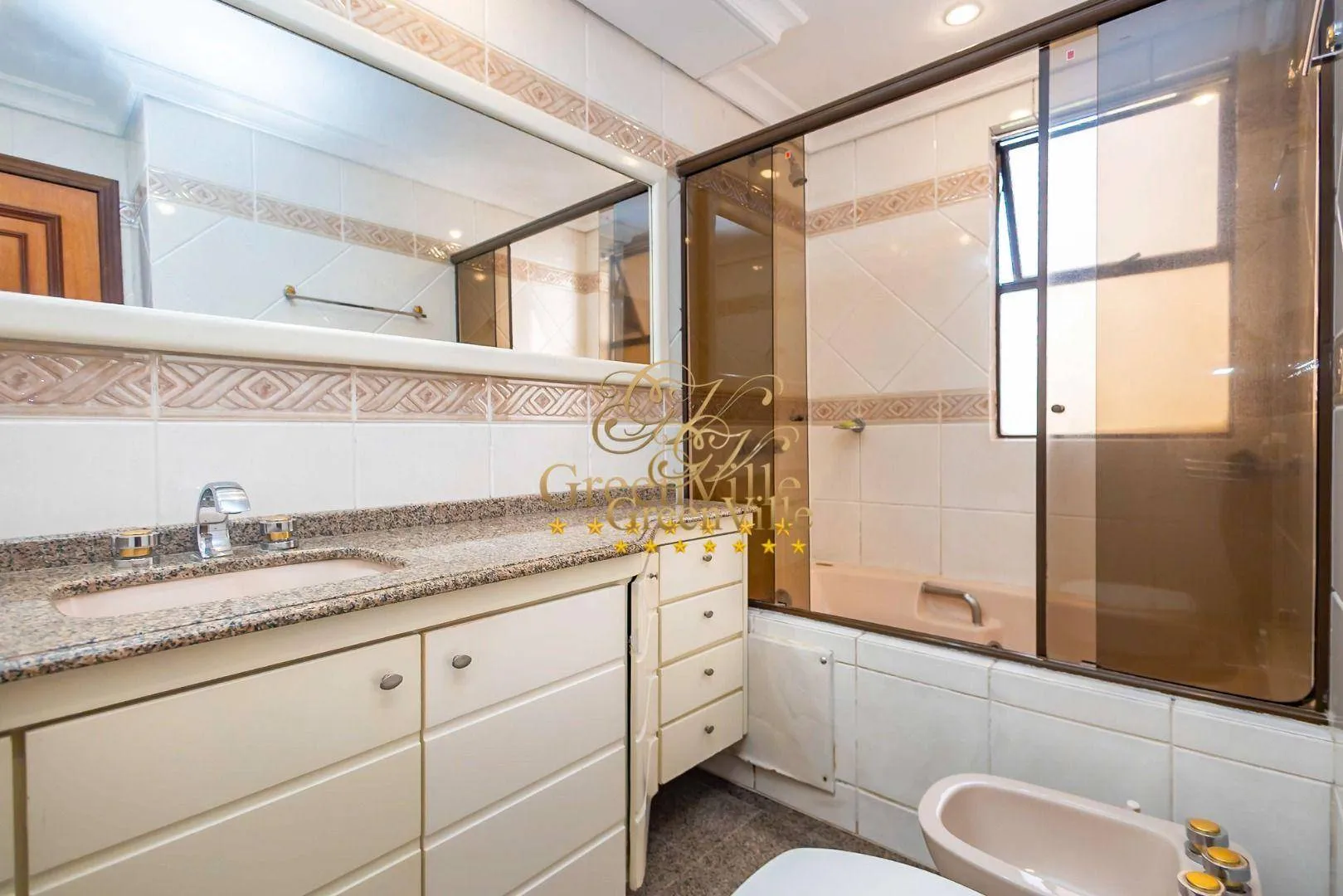 264 m² apartment with 4 bedrooms and 2 suites — photo 31