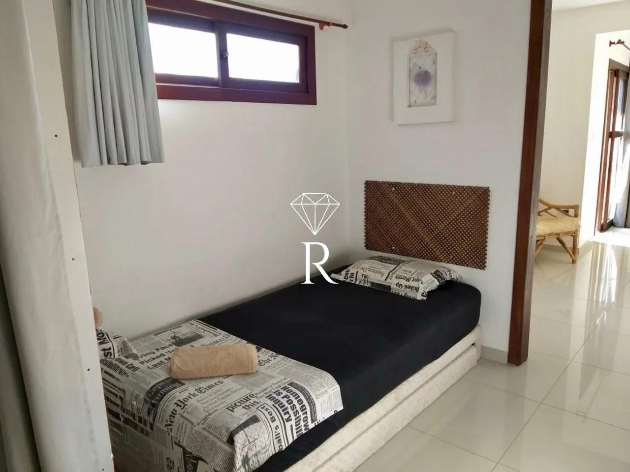 Casa de 6 dormitorios con balcón y parrilla — photo 28