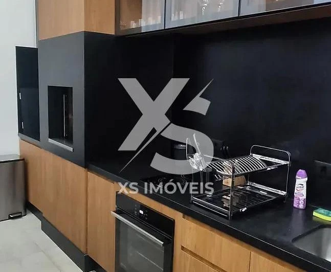 93 m² apartment with 3 bedrooms and 2 parking spaces