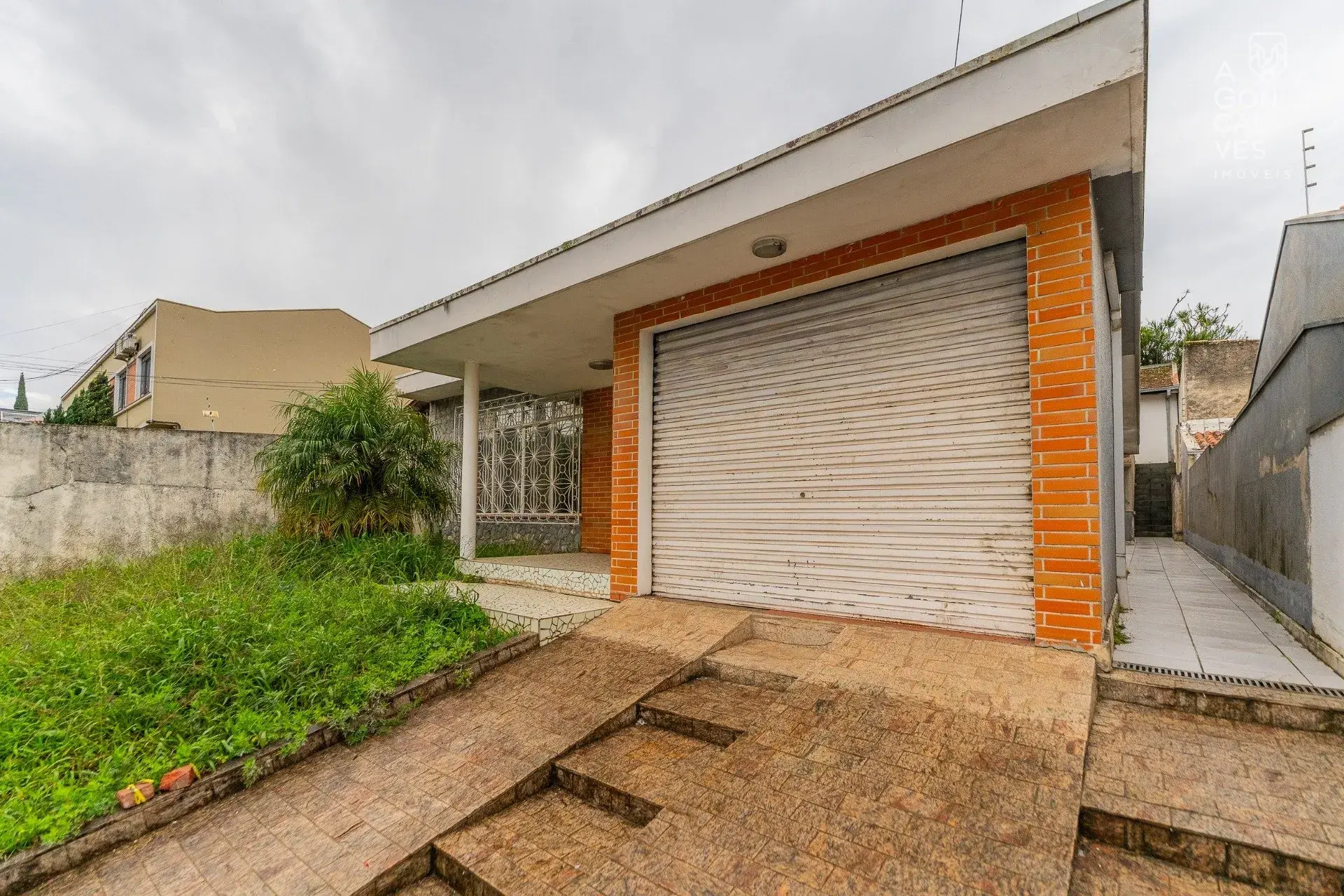 House with 3 bedrooms and 2 parking spaces — photo 29
