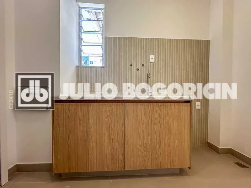 Apartamento, 110 m², com closet