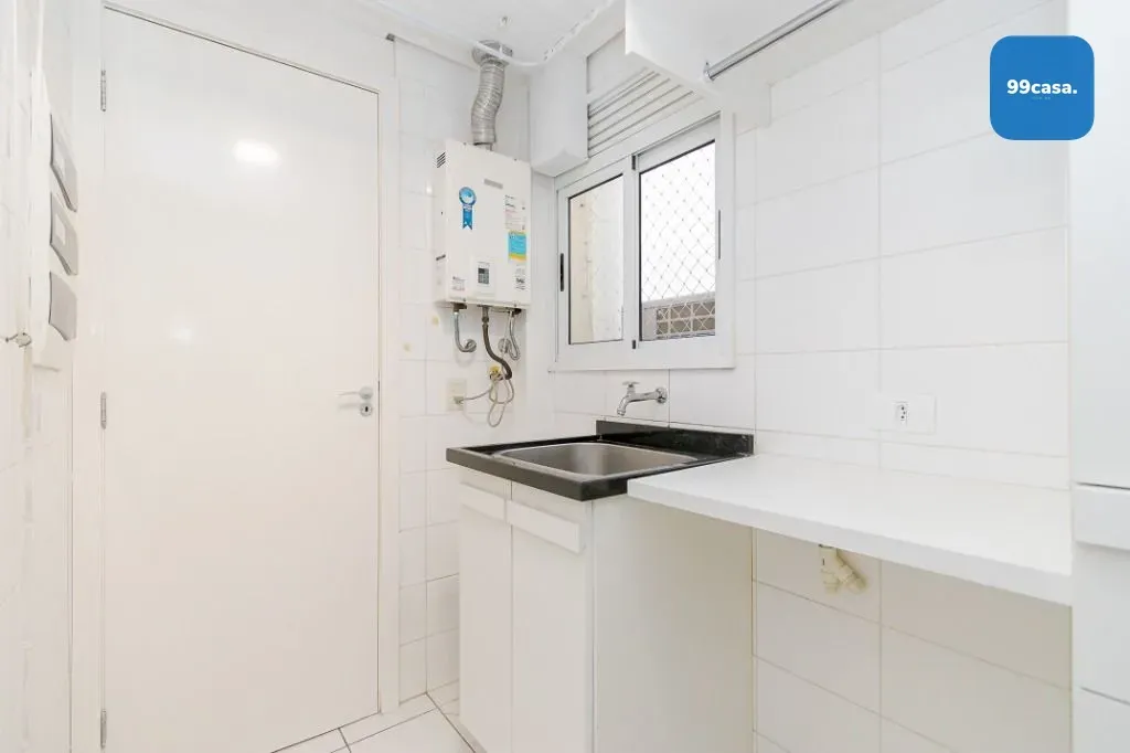 3-bedroom apartment with a home office — photo 66