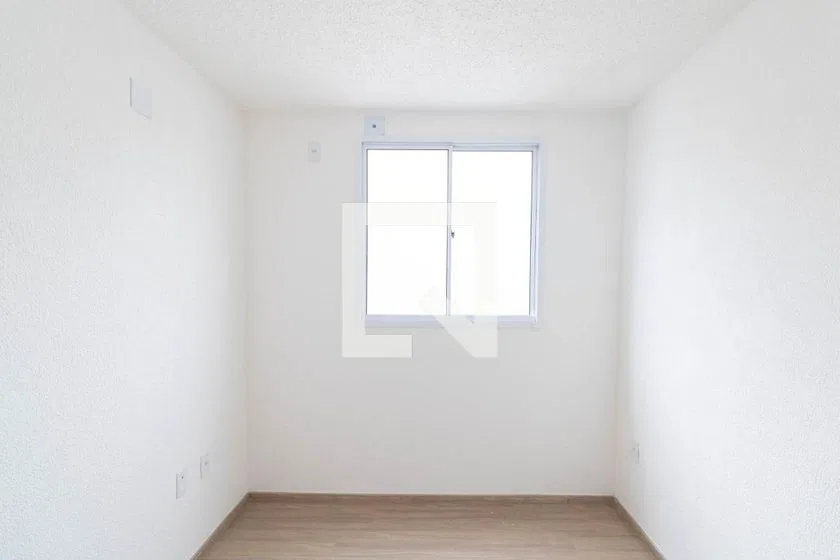 Apartamento de 46 m² com 2 quartos e cozinha fechada — photo 23