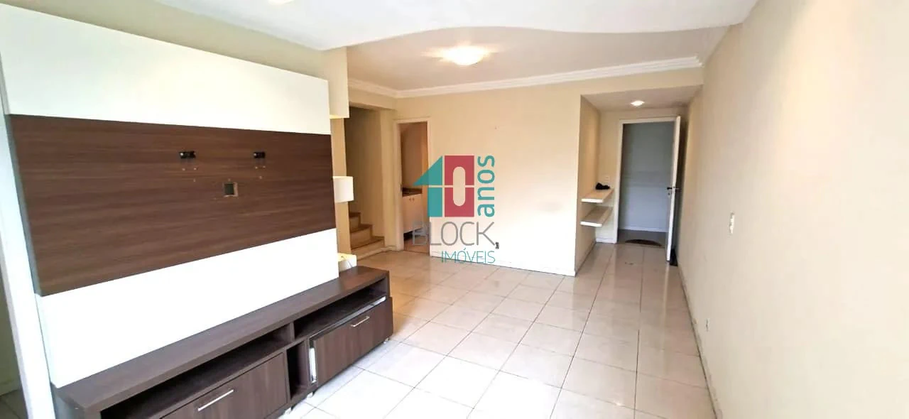 Unfurnished duplex apartment with 2 en-suite bedrooms — photo 3
