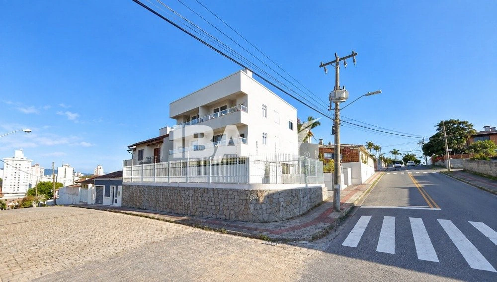 Apartment, 64 m², with a private BBQ — photo 4