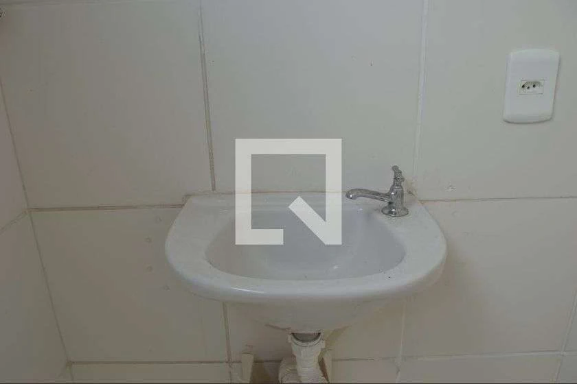Apartamento térreo de 43 m² com 1 quarto e cozinha fechada — photo 17