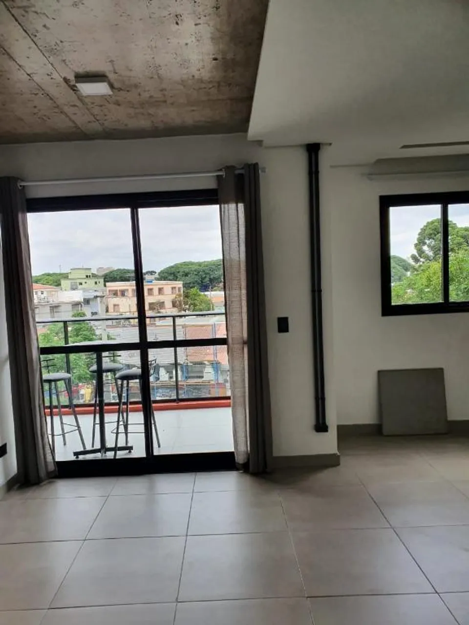 Квартира 42 м² з 1 спальнею та кухнею з газовою плитою — photo 4