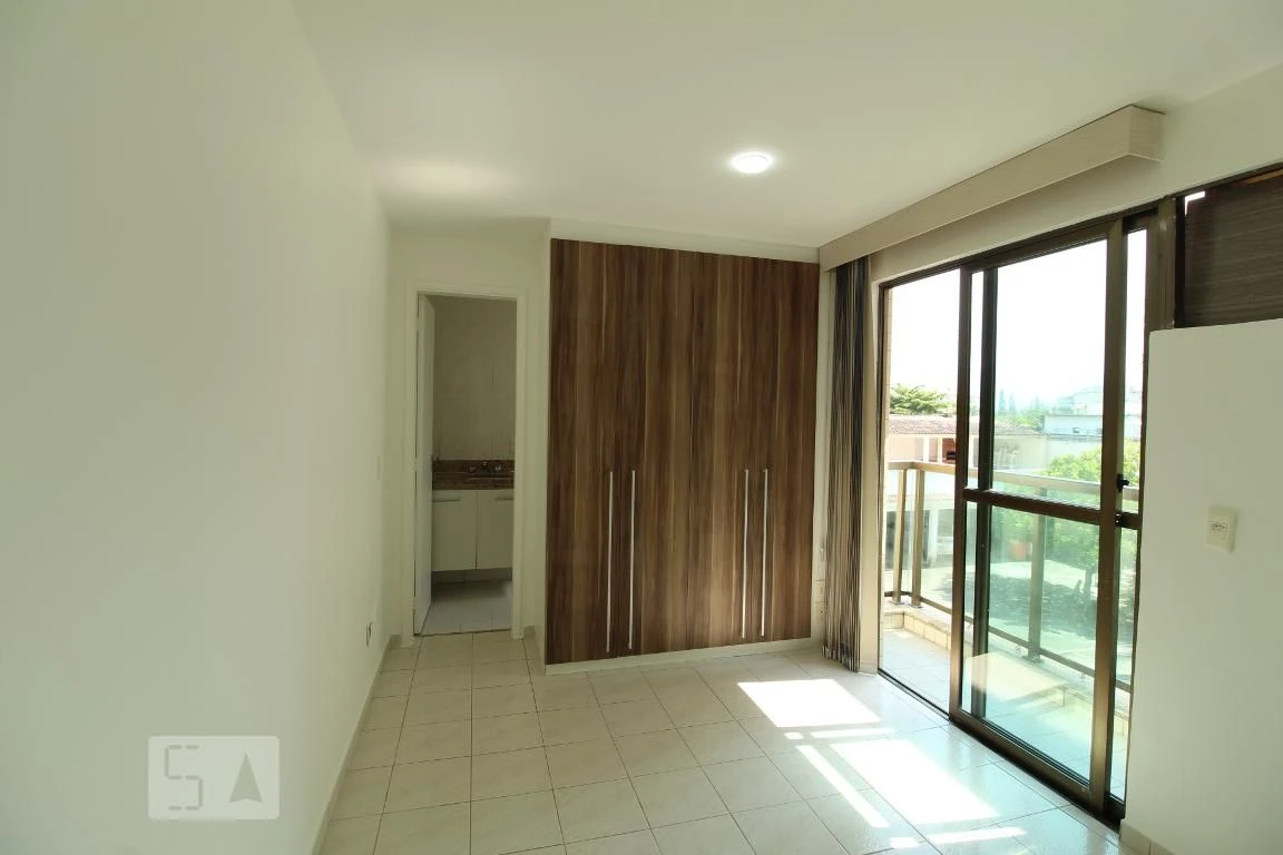 2-bedroom apartment with balcony and 2 parking spots — photo 25