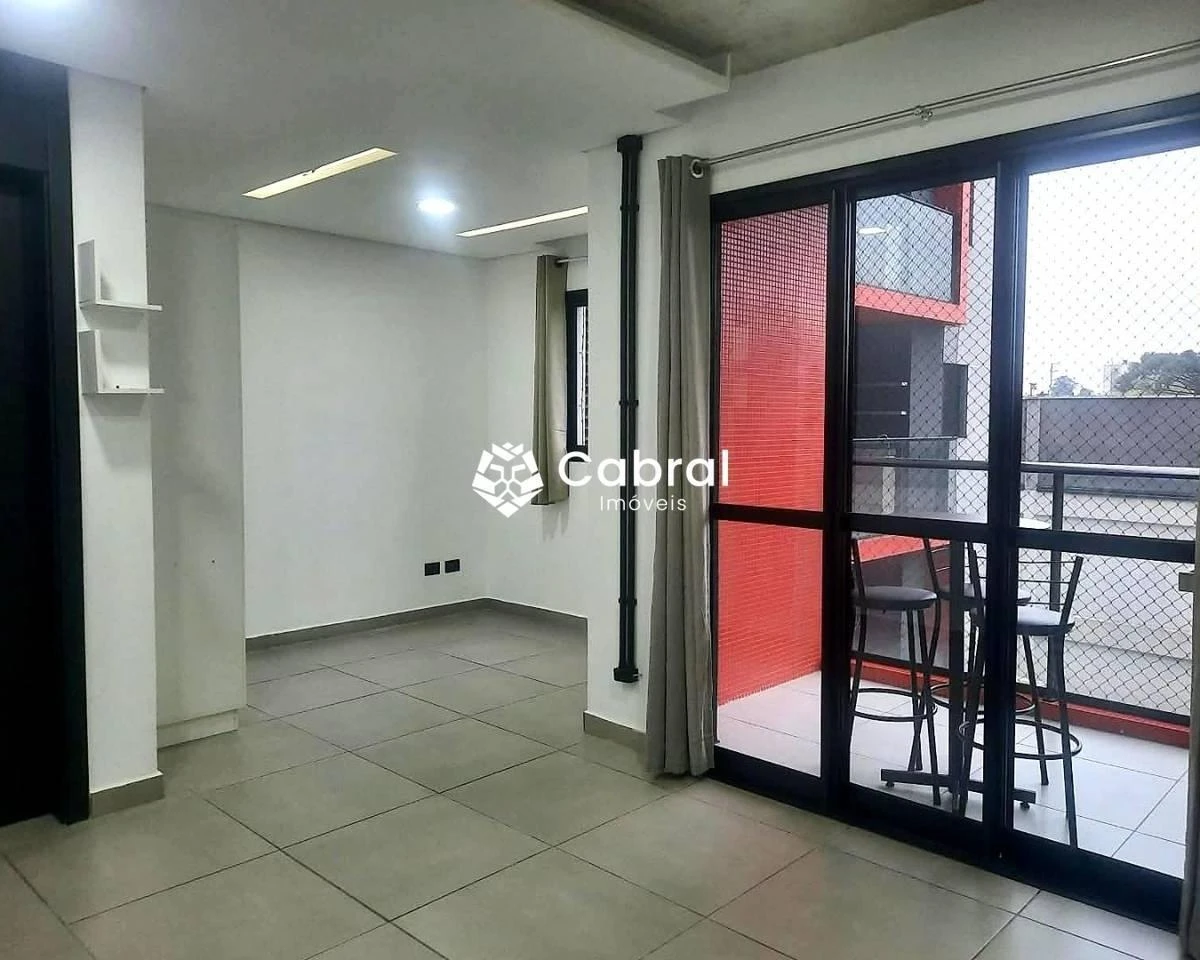 Balcony with a grill in a one-bedroom apartment, 35 m² — photo 14