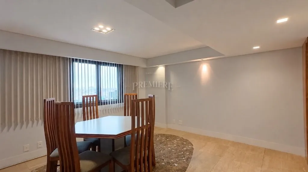 440 m² apartment with 4 en-suite bedrooms and private garden — photo 5