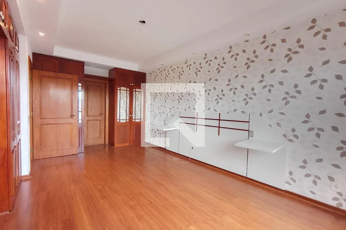 4-bedroom apartment with a water view in Rio de Janeiro — photo 15