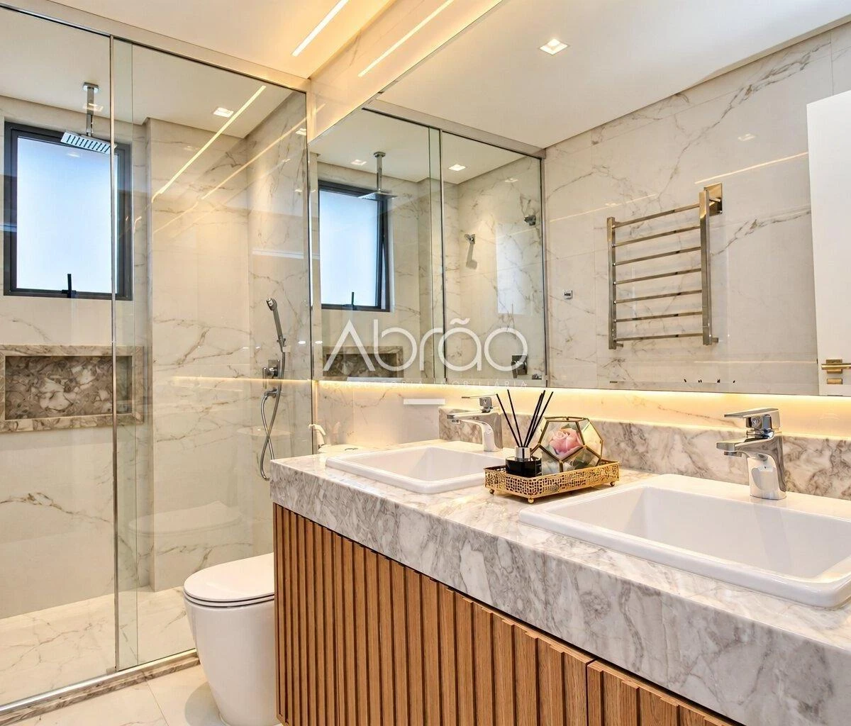 3-bedroom apartment with floor-to-ceiling windows — photo 26