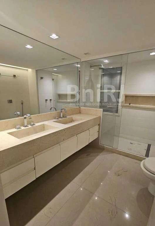 4-bedroom apartment 156 m² with 2 parking spots — photo 14