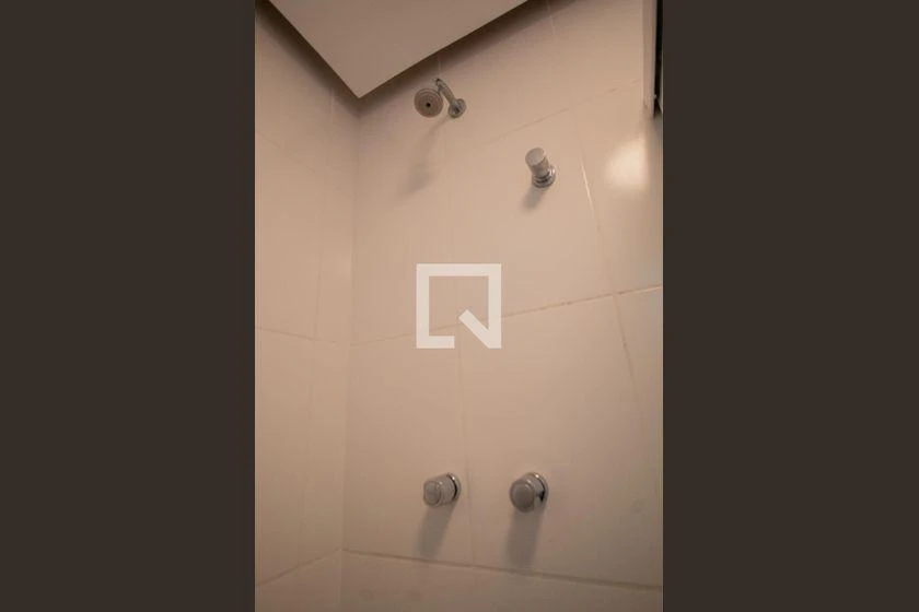 Apartment, 92 m², with a glass-enclosed balcony — photo 38