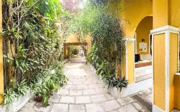 Casa mobiliada com 5 quartos e 5 banheiros, 720 m² — photo 9