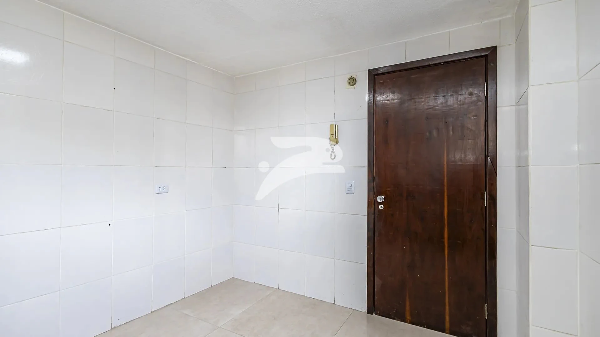 Apartment, 70 m², with wood or laminate floors — photo 16