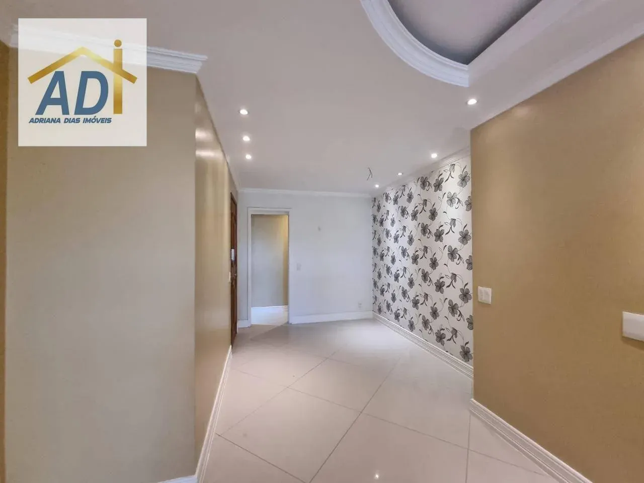 3-bedroom apartment with a washing machine — photo 20