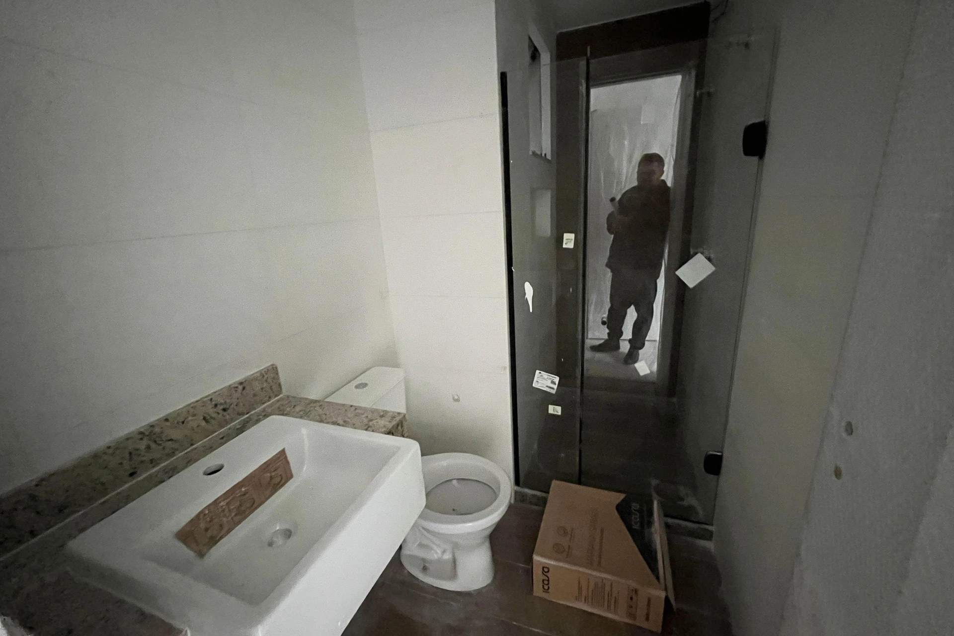 2-bedroom apartment with a mountain view — photo 32