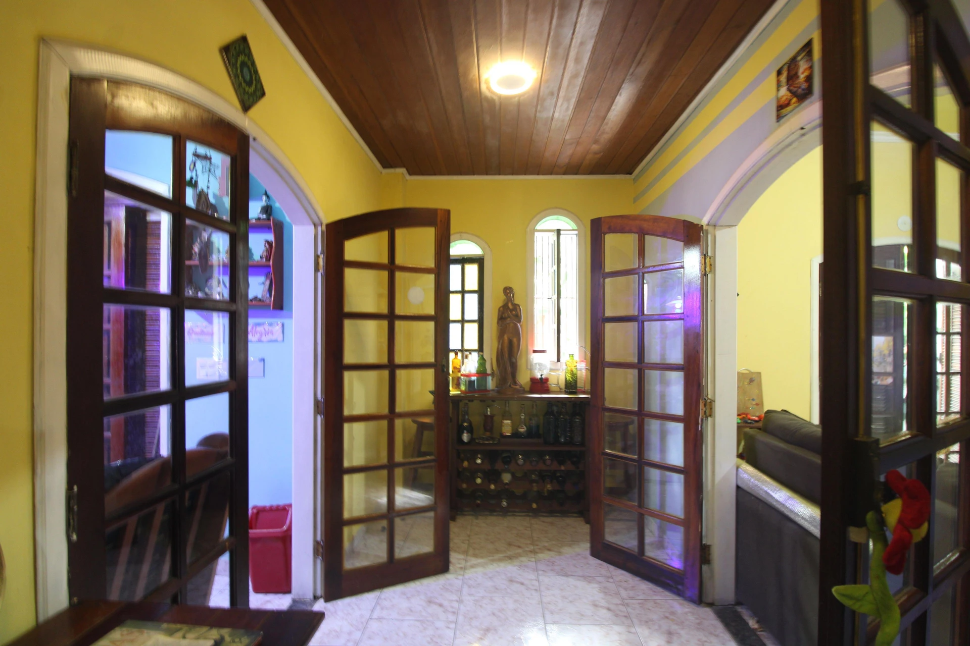 Furnished house with 6 bedrooms and 4 bathrooms — photo 54