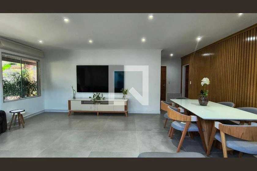 Мебльований будинок у кондомініумі з 4 спальнями 400 м² — photo 14
