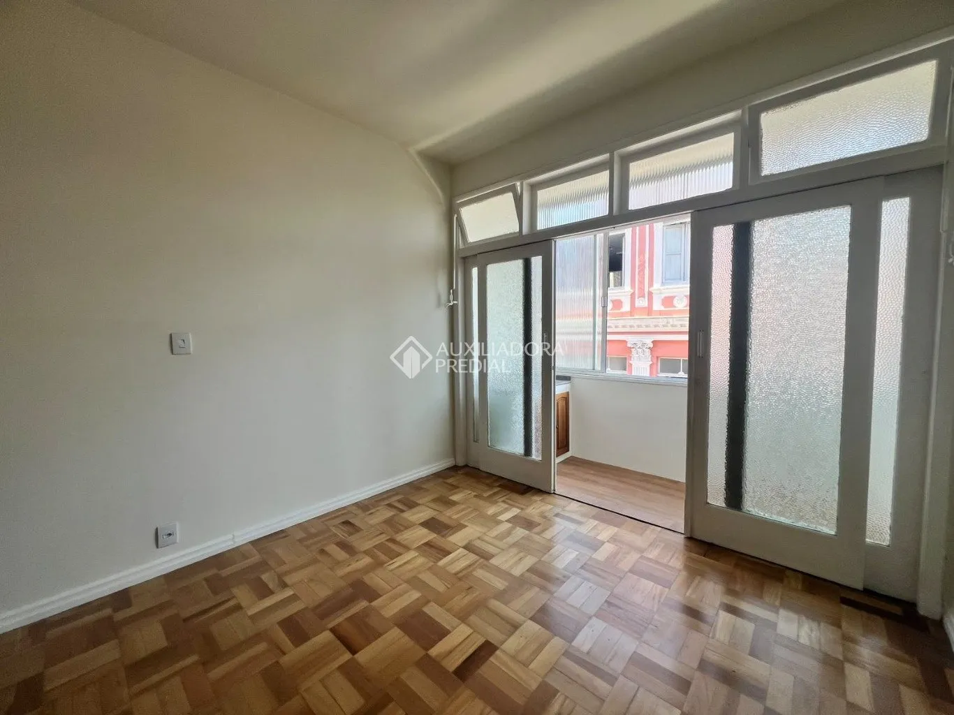 2-bedroom apartment with 2 bathrooms and 59 m² — photo 12