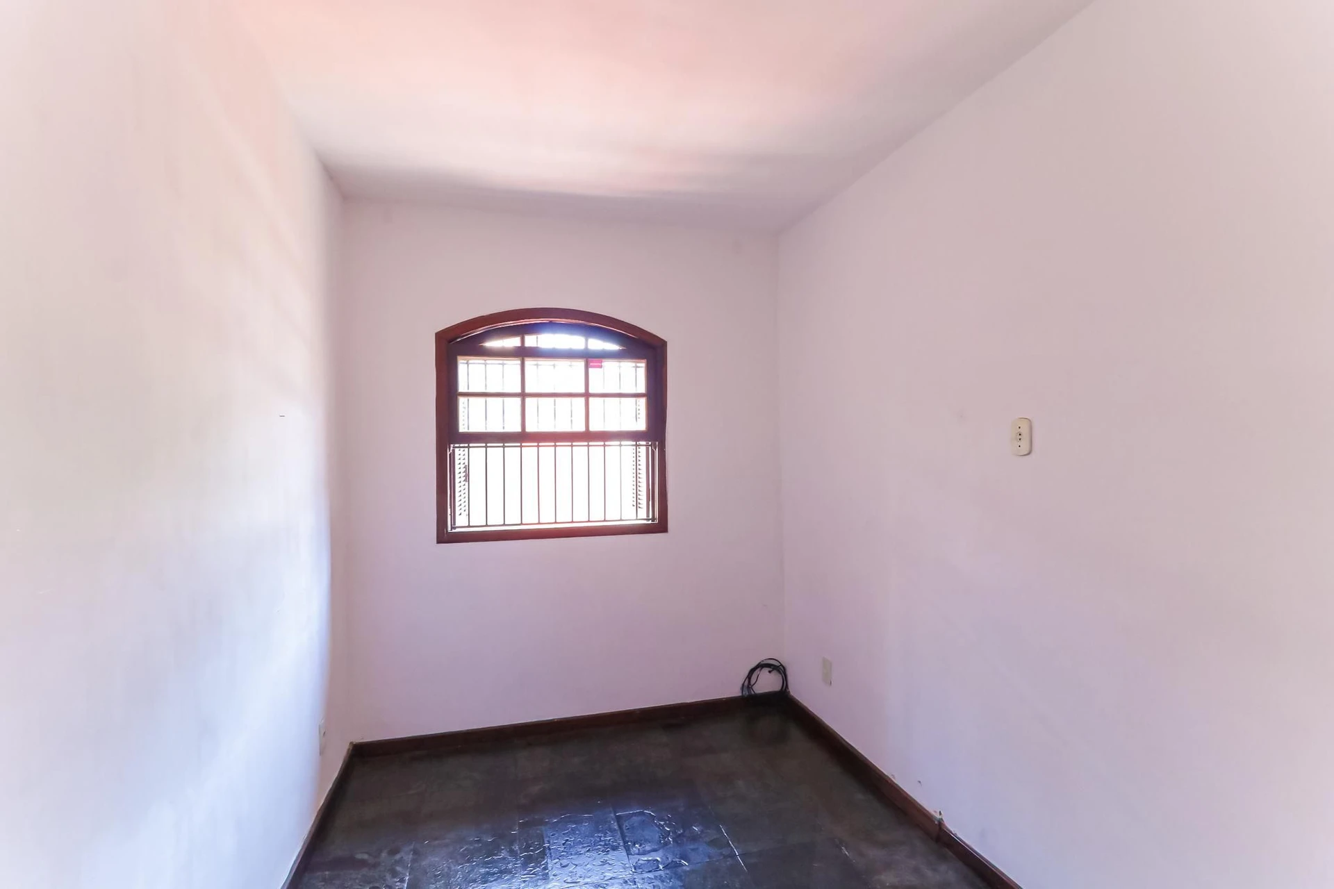 House, 240 m², with a jacuzzi — photo 16