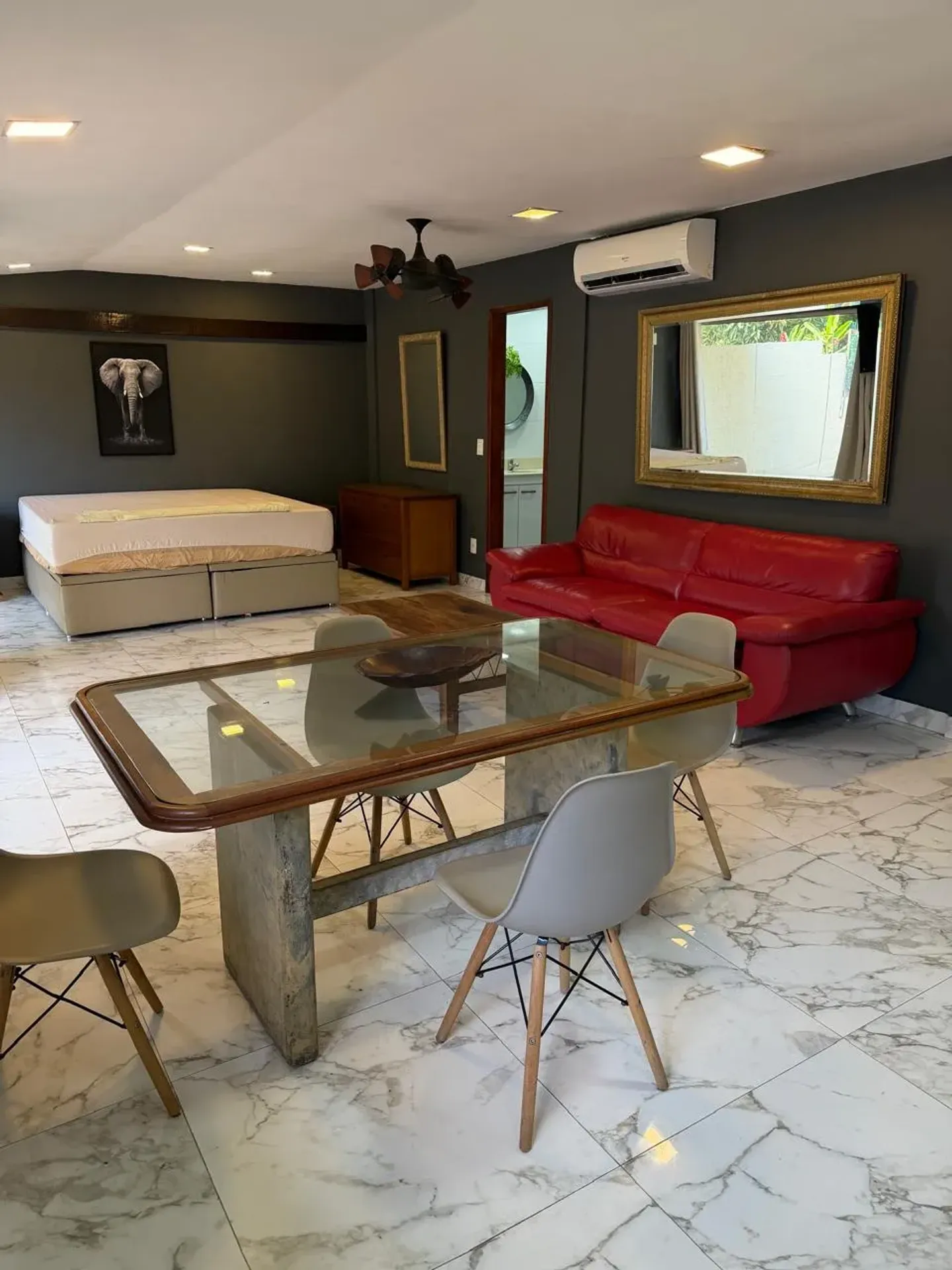 Furnished 50 m² house with 1 bedroom and private garden — photo 6