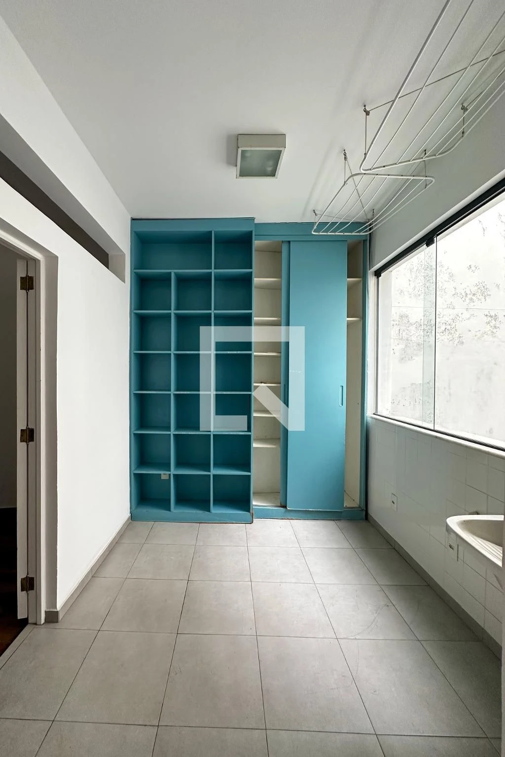 Apartamento com 4 quartos e sala de estar, 3 banheiros — photo 36