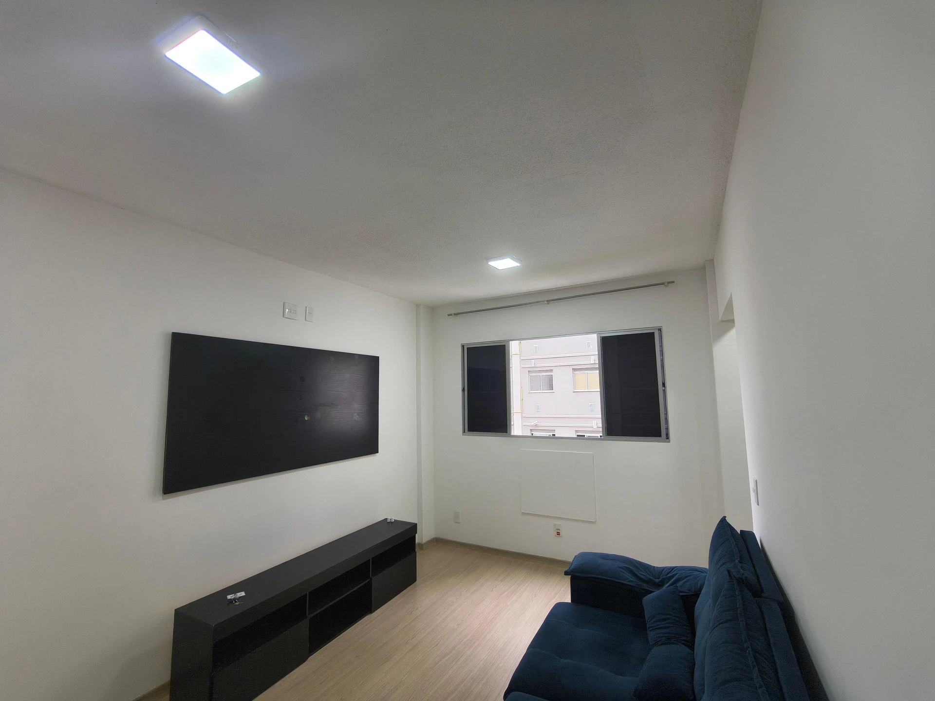 Пральна машина та 2 спальні: квартира 50 м² — photo 12