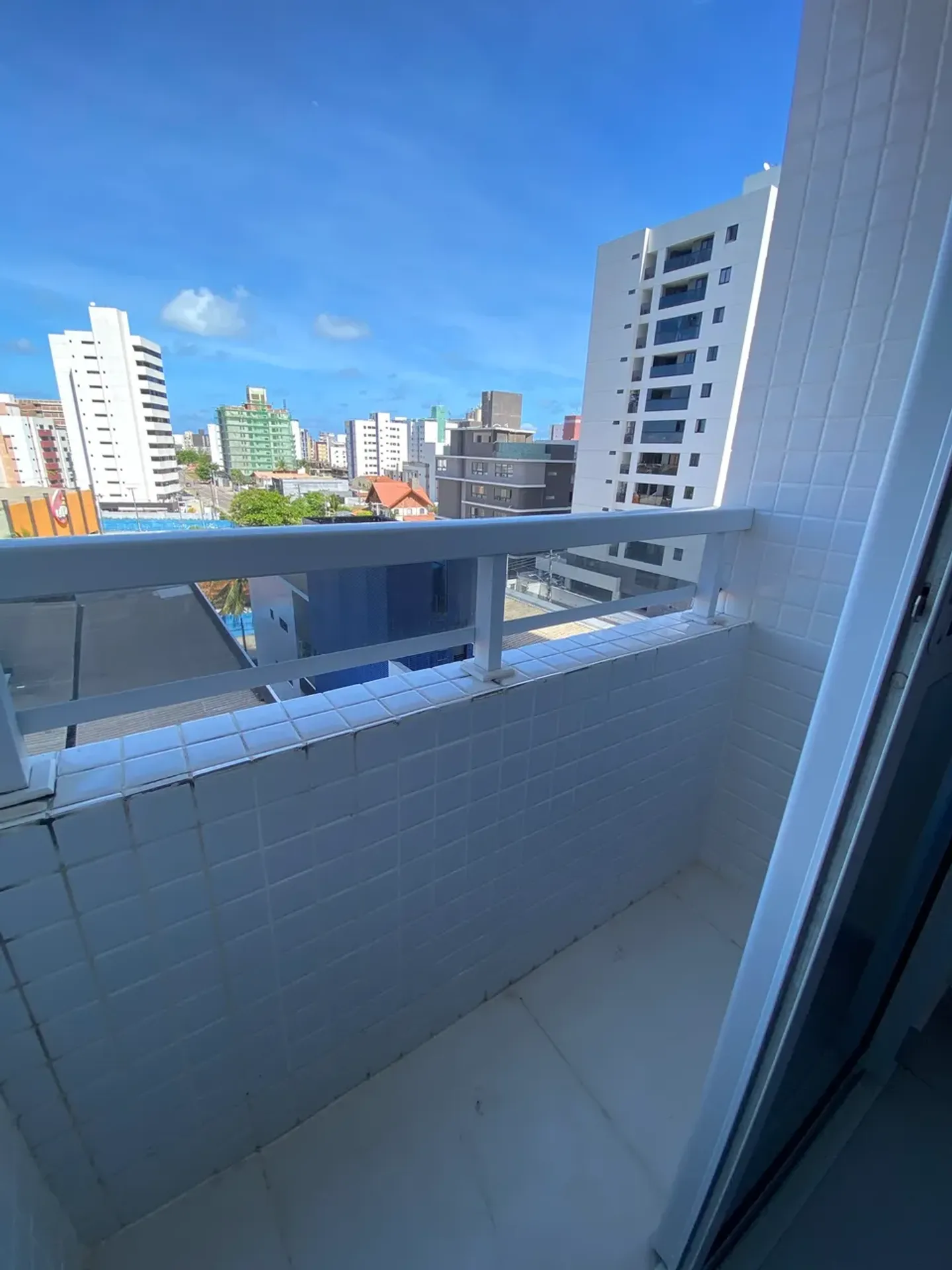 Квартира: 4 спальні, 3 з власною ванною кімнатою, 130 м² — photo 11