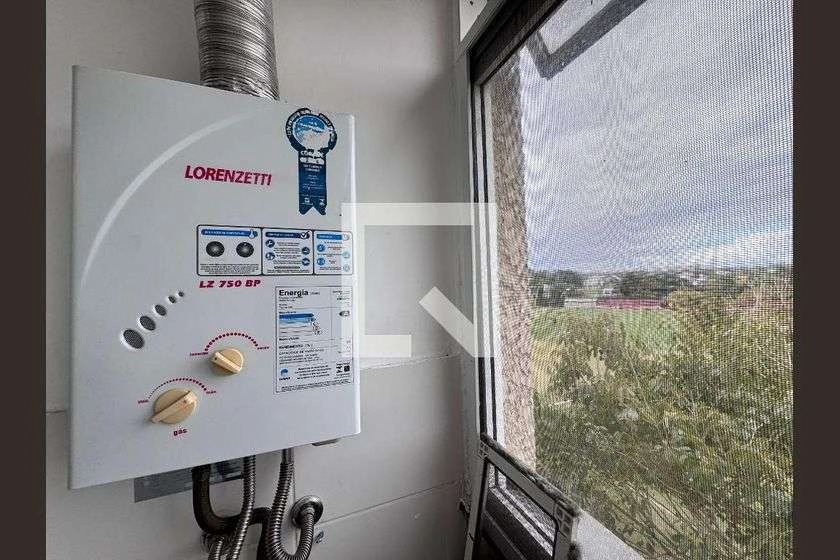 Apartamento mobiliado com 2 quartos e 1 banheiro — photo 8