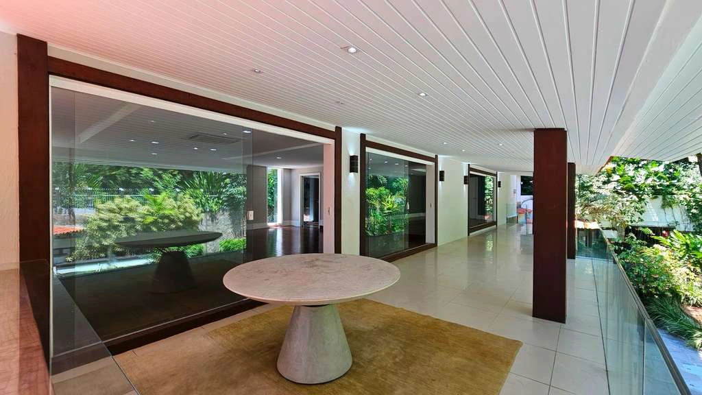 Condo house with 5 bedrooms and a gas kitchen — photo 12